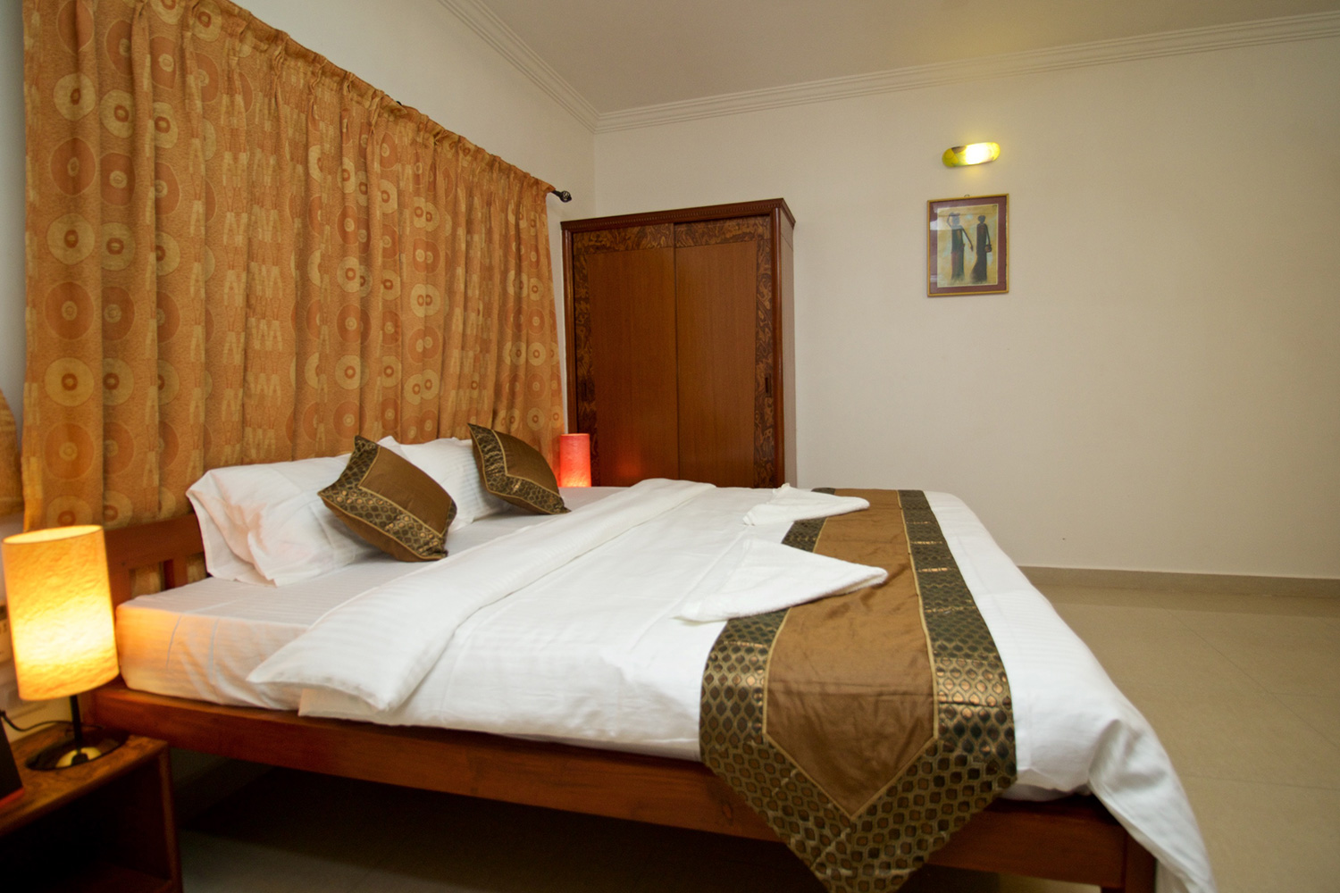 anjuna-guest-house-penthouse-room-goa